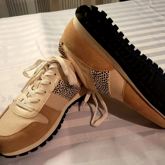 Meet your Posher, Joanna - Picture 8 of 9